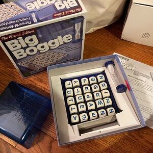 BIG BOGGLE Classic Edition Word Game Family Game Night Kids 8+ & Adults